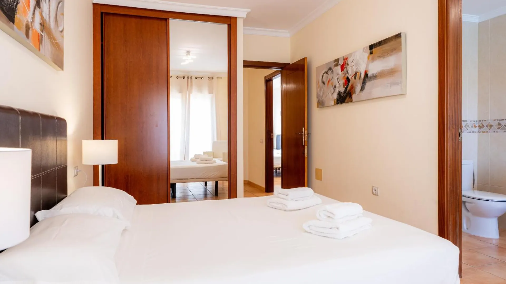 Villas Y Apartamentos El Sultan Corralejo Spain