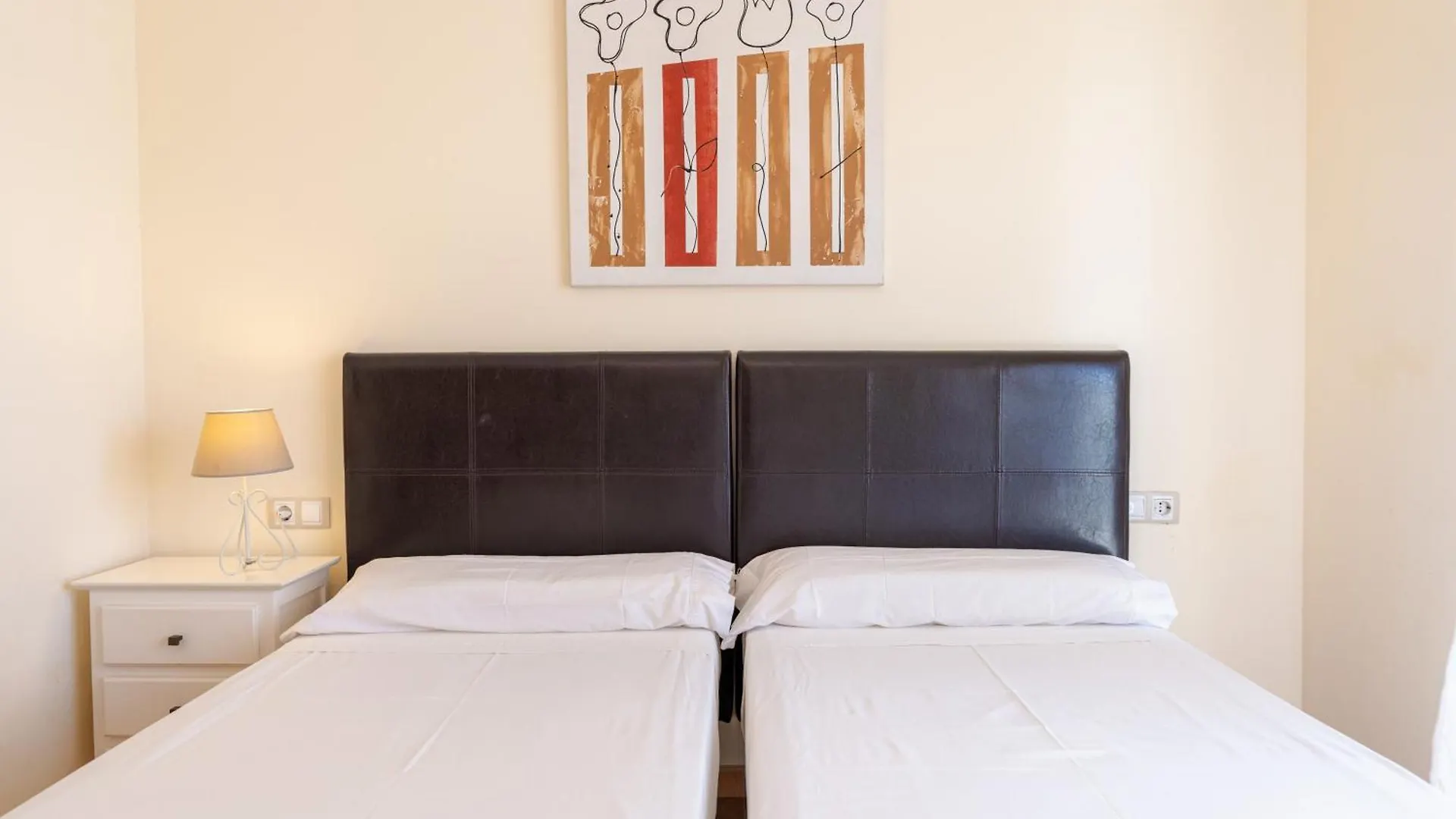 Villas Y Apartamentos El Sultan コラレホ
